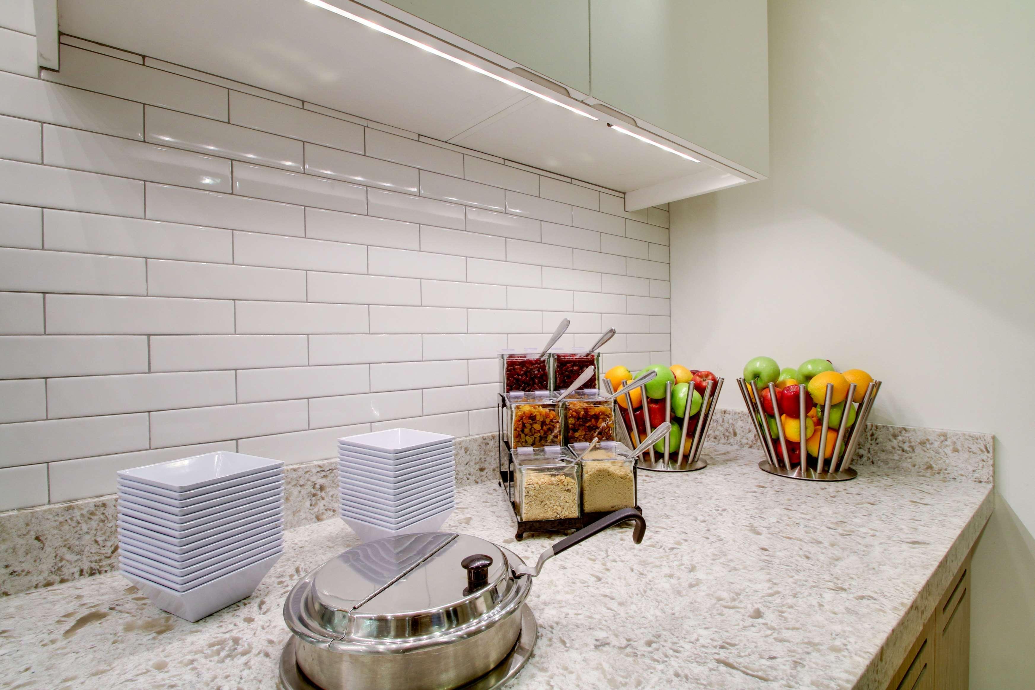 Hyatt House Chicago/Evanston Ngoại thất bức ảnh